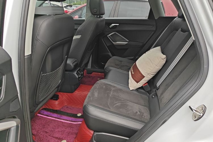 Audi Q3 2019 #17 Audi Q3 2019 car image #17