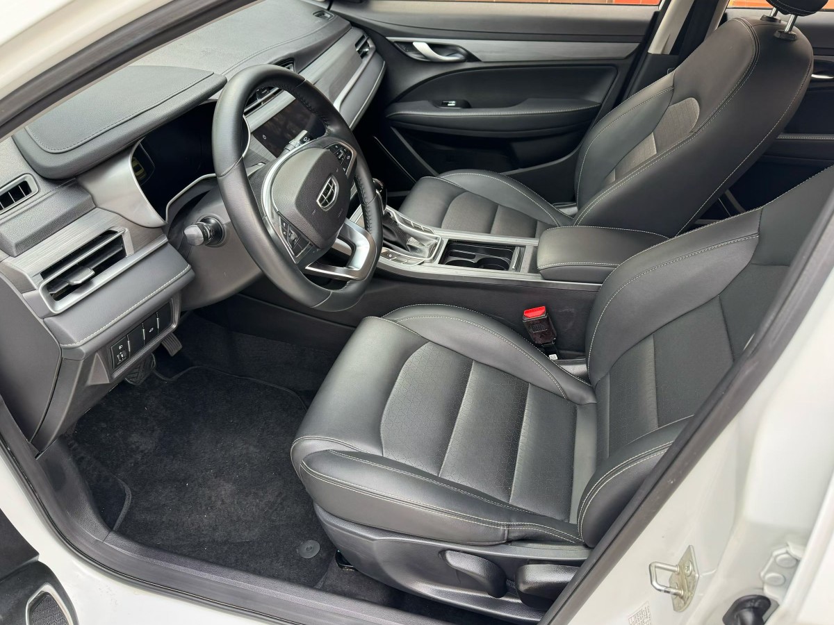 GEELY Emgrand 2021 #4 GEELY Emgrand 2021 car image #4