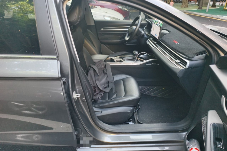 GEELY Emgrand 2023 car image #21