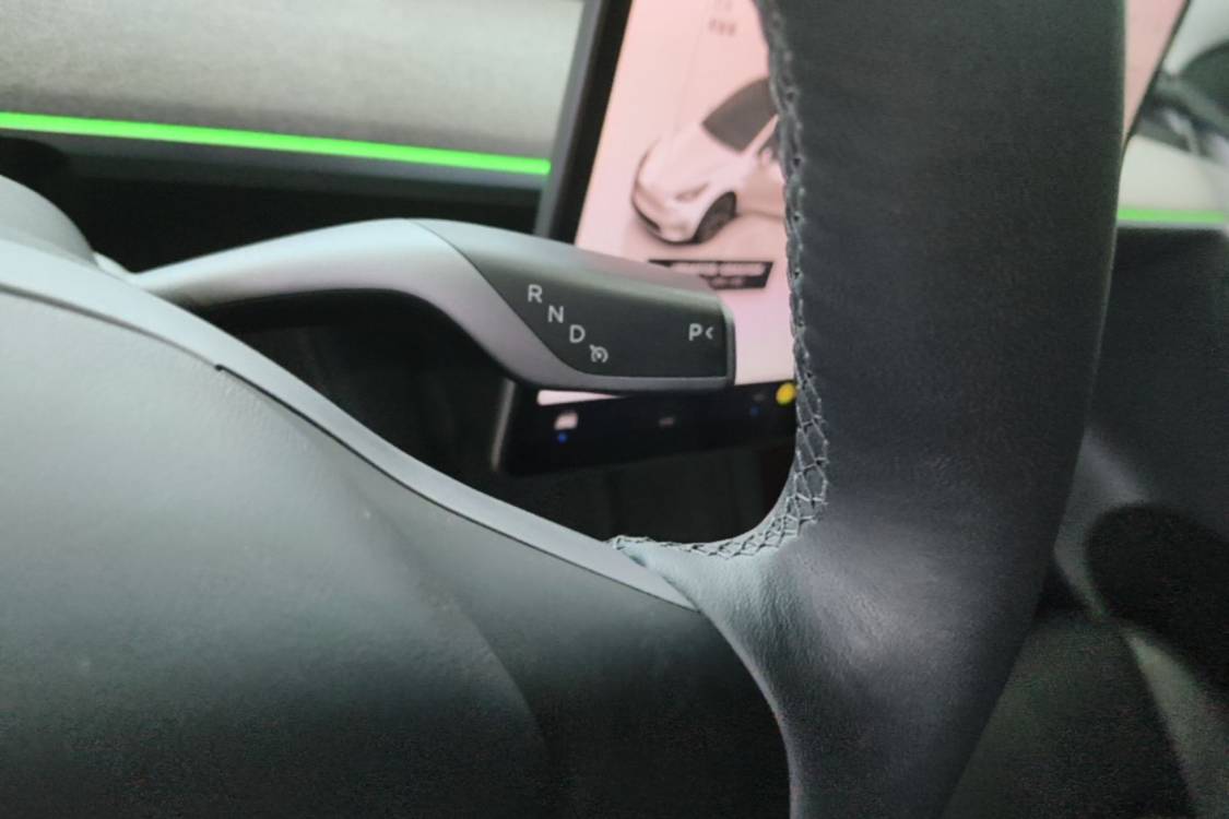 Tesla Model Y 2024 #20 Tesla Model Y 2024 car image #20