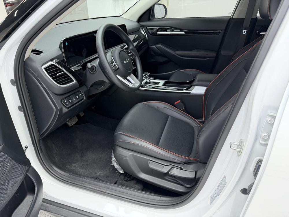 Kia Seltos 2023 #11 Kia Seltos 2023 immagine di auto #11