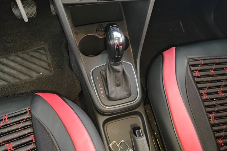 Volkswagen Polo 2019 #14 Volkswagen Polo 2019 car image #14