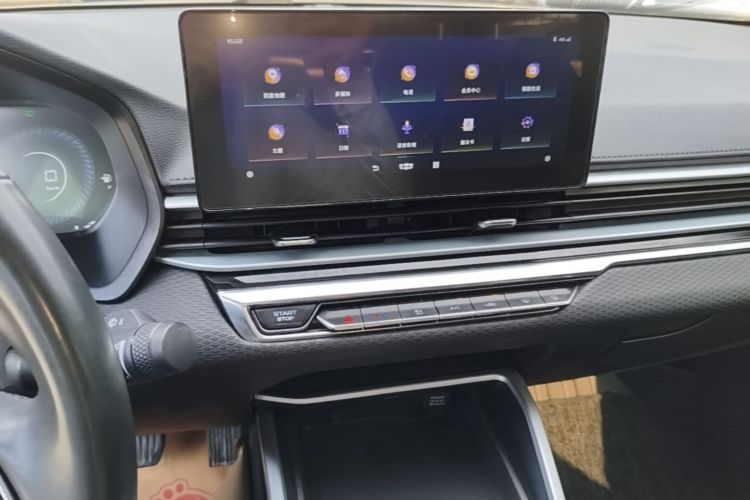 GEELY Emgrand 2022 #17 GEELY Emgrand 2022 car image #17