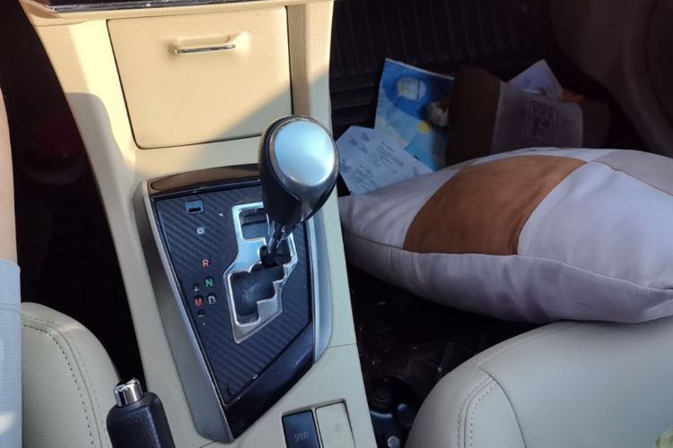 2016 immagine di auto #14