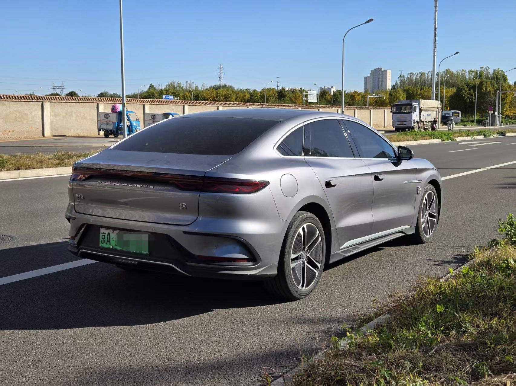 BYD Han 2023 immagine di auto #2