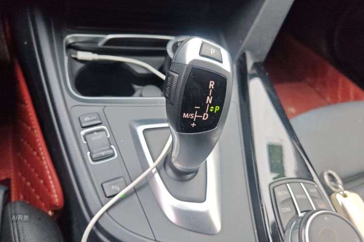 BMW 3 Series 2019 #16 BMW 3 Series 2019 car image #16