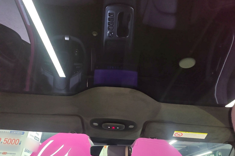 MI SU7 2025 car image #18