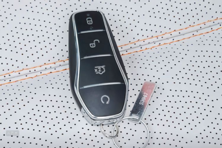 BYD Yuan Plus 2023 #10 BYD Yuan Plus 2023 car image #10