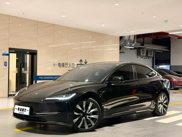Tesla Model 3 2025 #24 Tesla Model 3 2025 car image #24