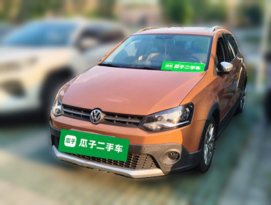Volkswagen Polo 2015 Volkswagen Polo 2015 car image