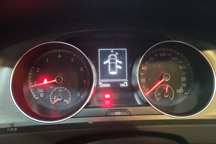Volkswagen Golf 2015 car image #13