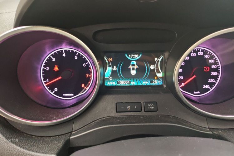 BYD Yuan 2016 #14 BYD Yuan 2016 car image #14