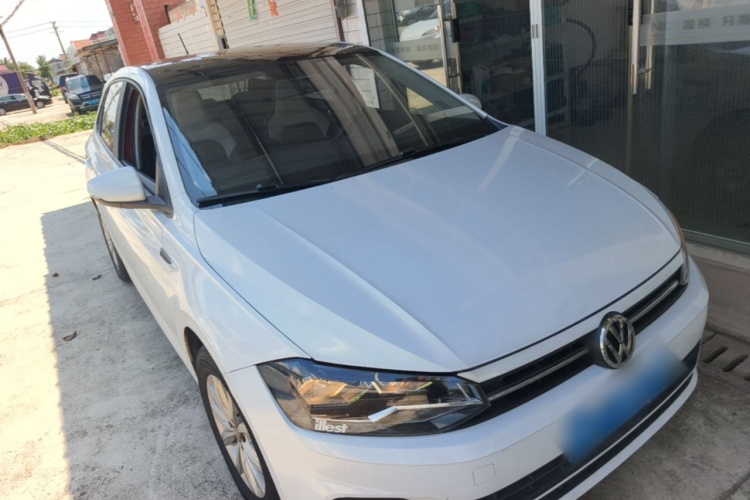 Volkswagen Polo 2020 car image #6