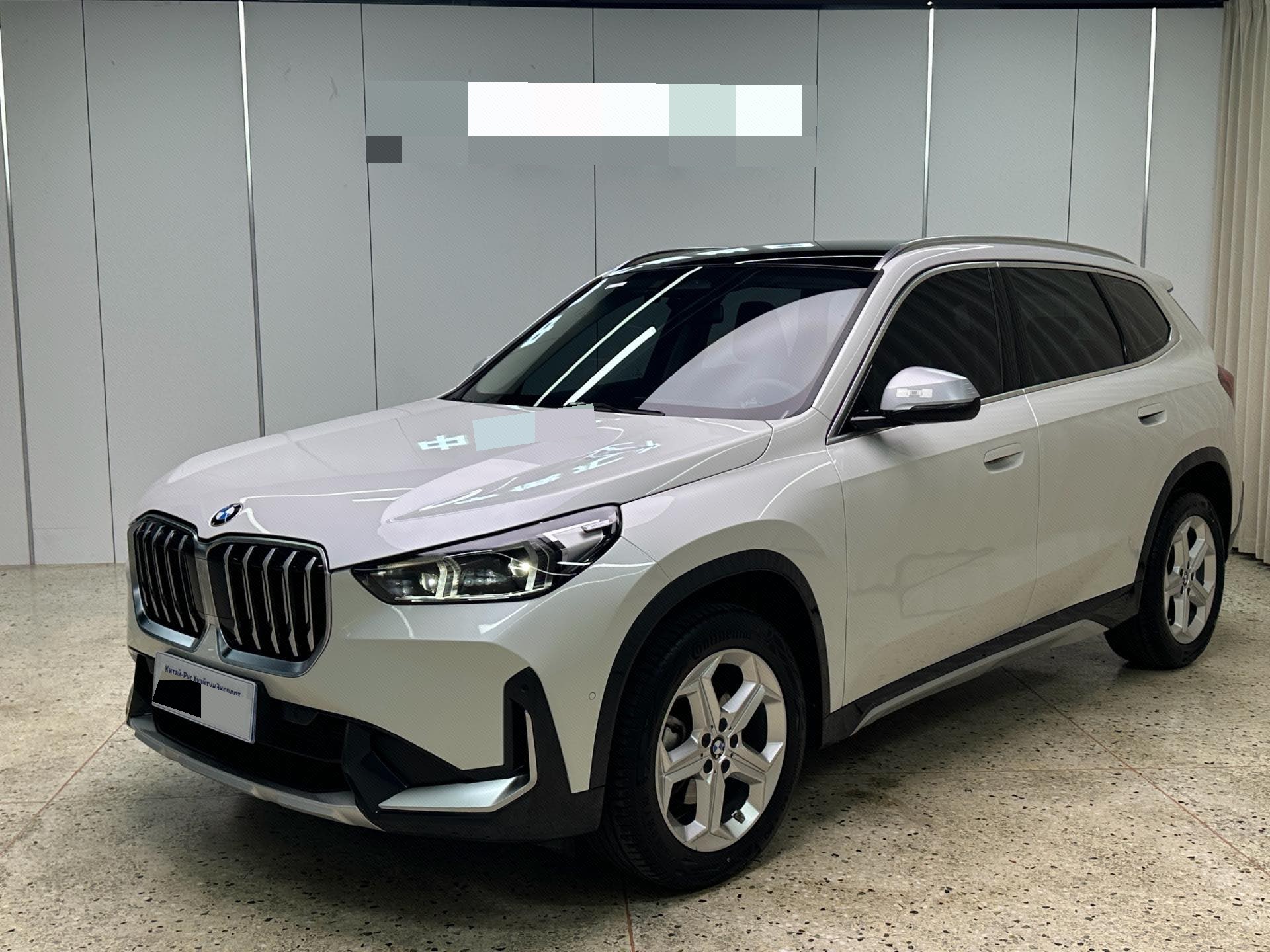 BMW X1 2023 BMW X1 2023 car image