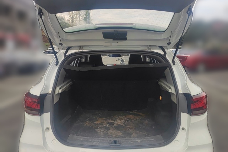 MG ZS 2022 car image #17