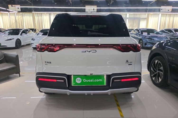 BYD YuanUP 2025 #4 BYD YuanUP 2025 car image #4