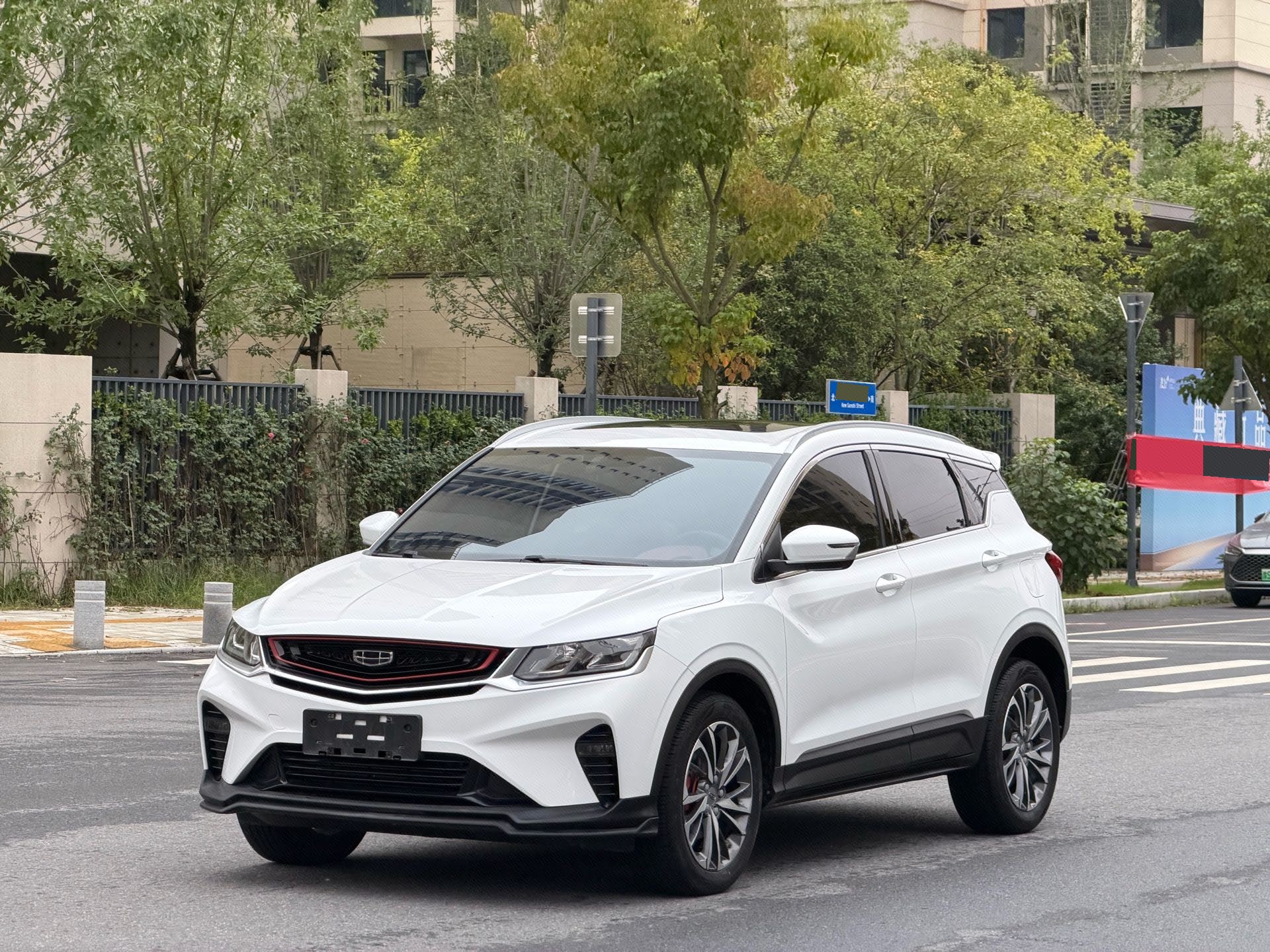 GEELY Coolray 2021 GEELY Coolray 2021 car image