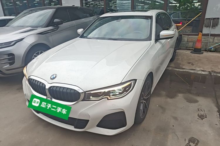 BMW 3 Series 2021 car image #2