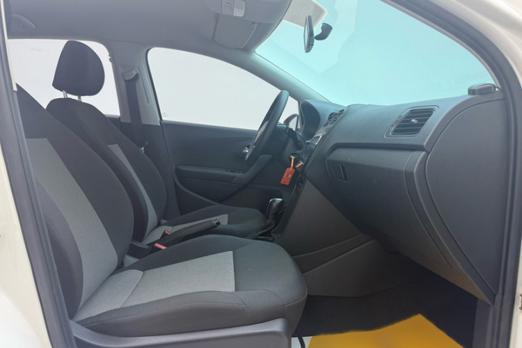Volkswagen Polo 2017 #23 Volkswagen Polo 2017 car image #23