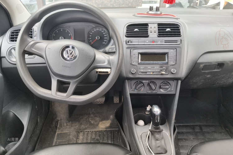 Volkswagen Polo 2019 car image #11