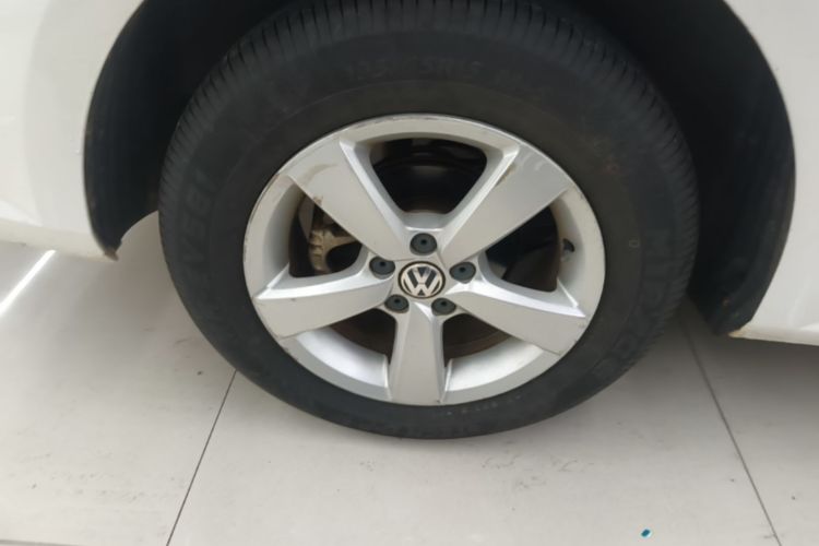 Volkswagen Lavida 2015 car image #10