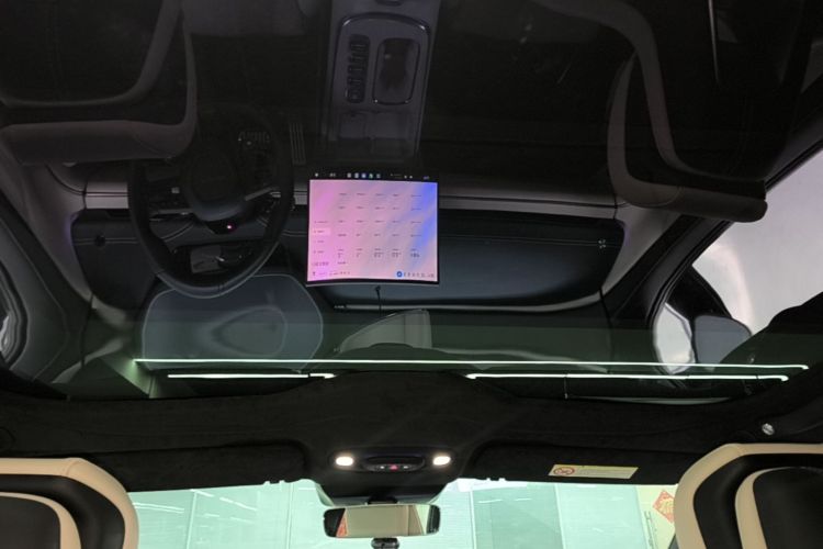 MI SU7 2025 car image #18