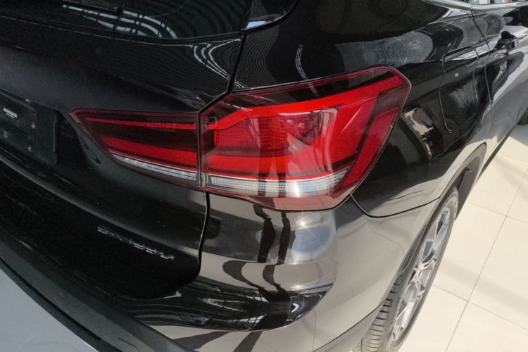 BMW X1 2021 #8 BMW X1 2021 car image #8
