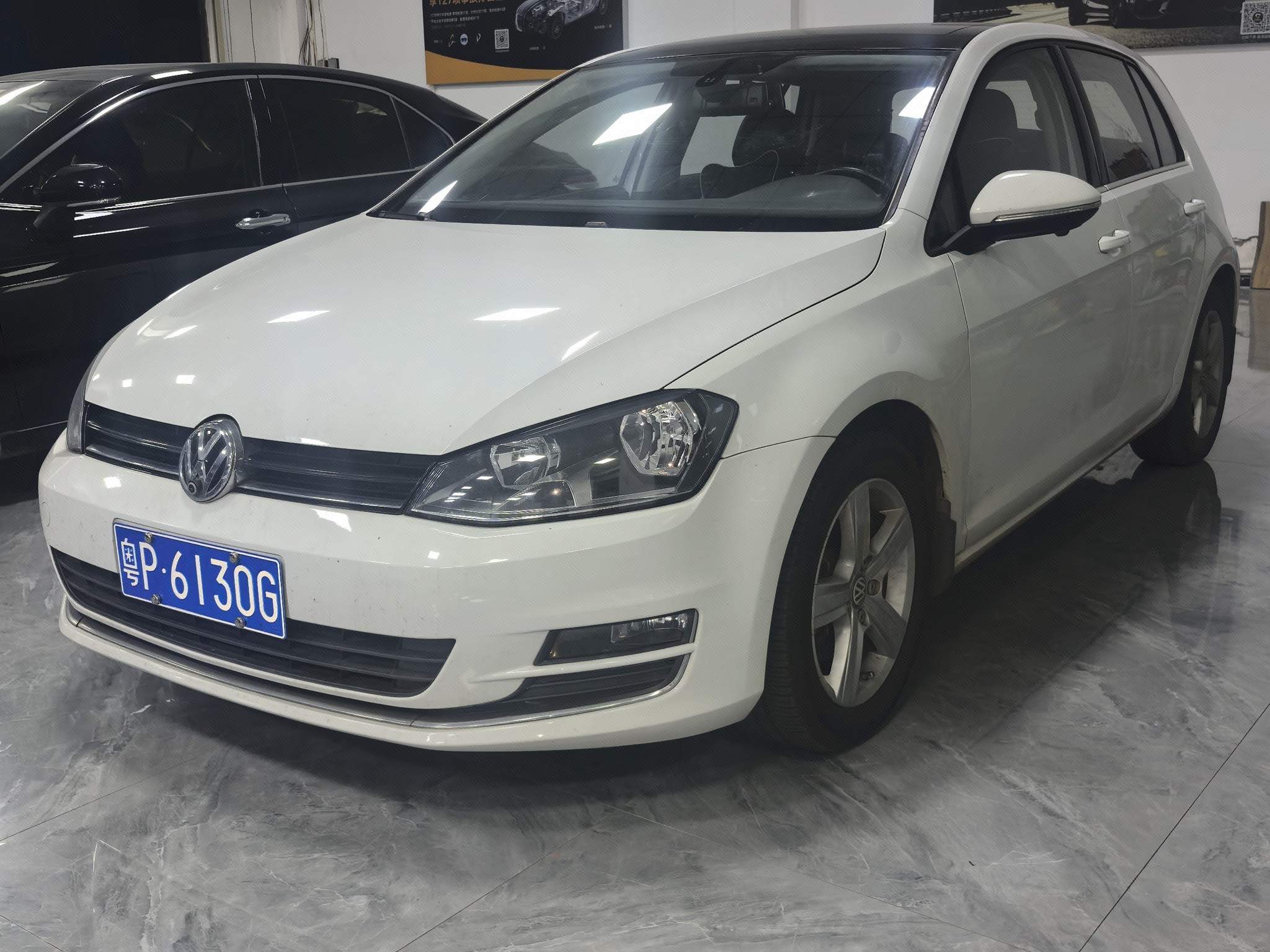 Volkswagen Golf 2014 car image 