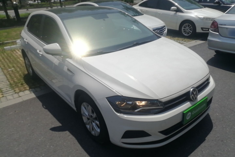 Volkswagen Polo 2020 car image #4