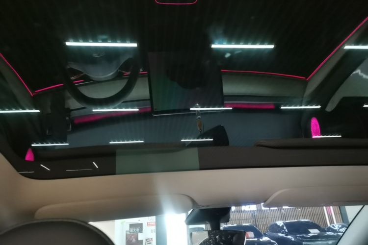 Tesla Model Y 2023 #18 Tesla Model Y 2023 car image #18