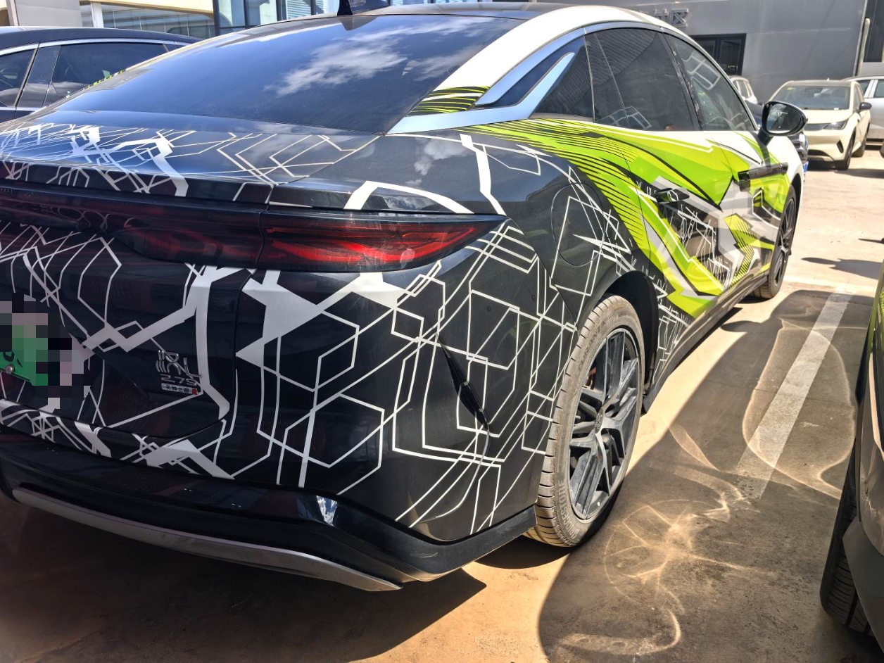 BYD HanL 2025 car image #3