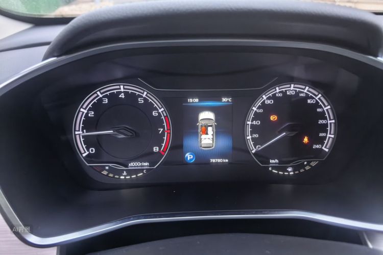 GEELY Coolray 2019 #13 GEELY Coolray 2019 car image #13