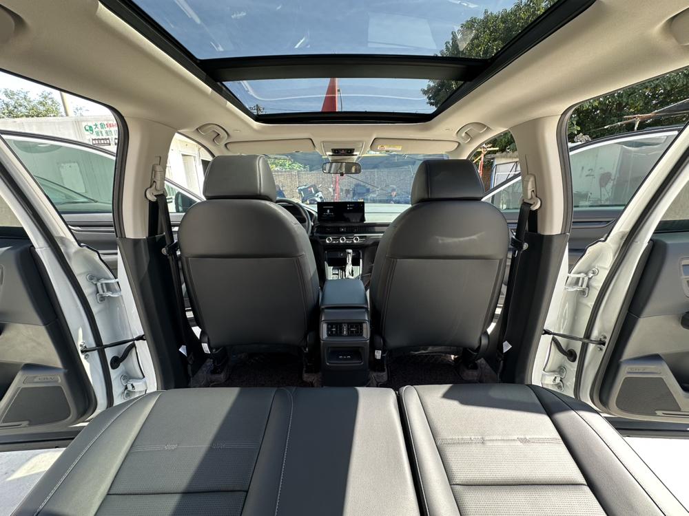 Honda CR-V 2025 #10 Honda CR-V 2025 car image #10