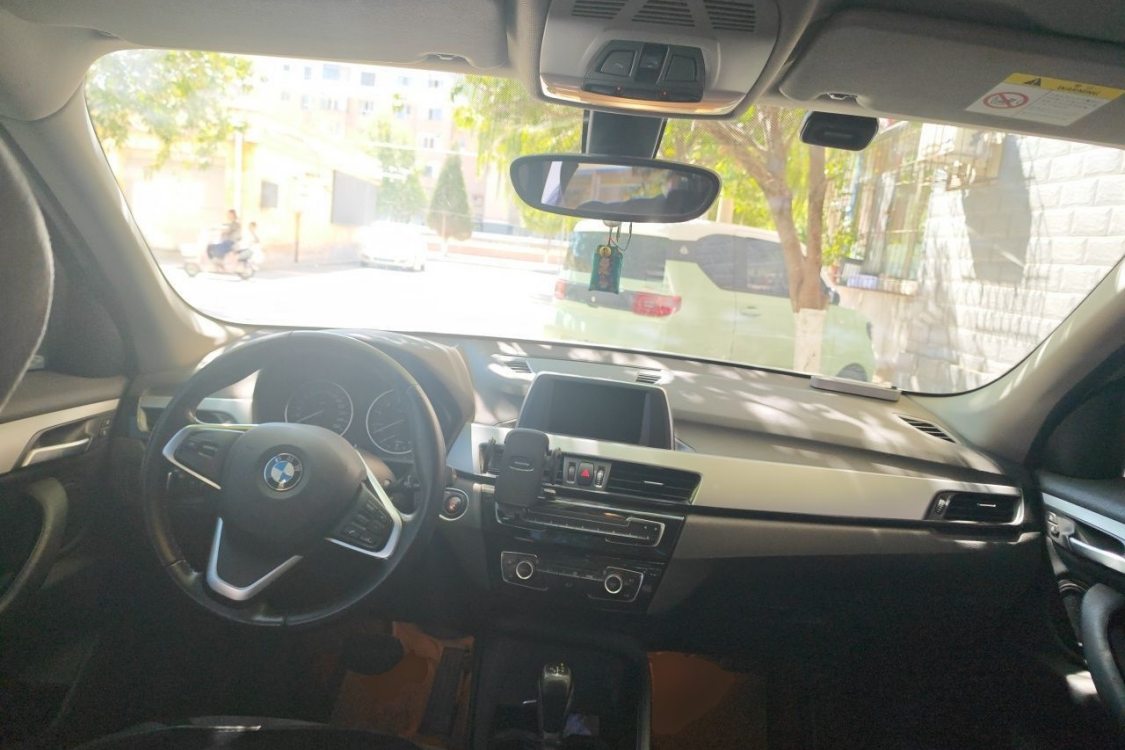 BMW X1 2016 #21 BMW X1 2016 immagine di auto #21