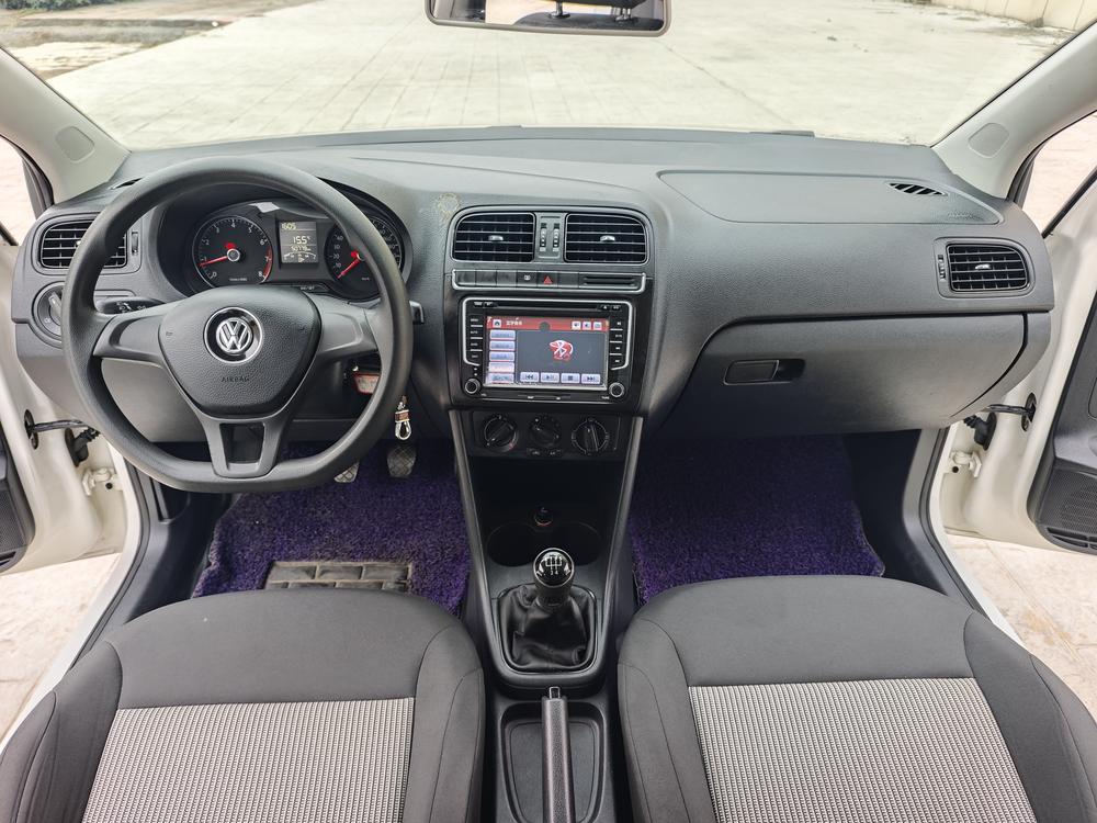 Volkswagen Polo 2015 immagine di auto #8