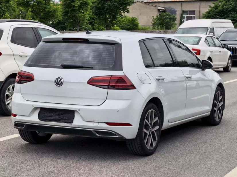 Volkswagen Golf 2019 #9 Volkswagen Golf 2019 car image #9