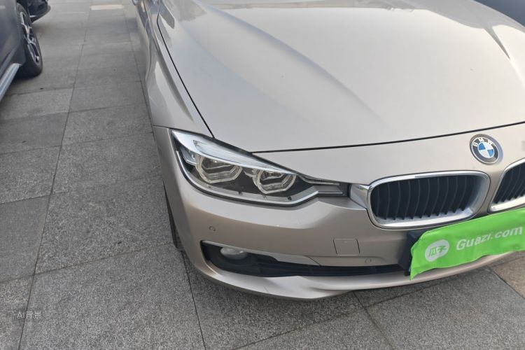 BMW 3 Series 2019 car image #8