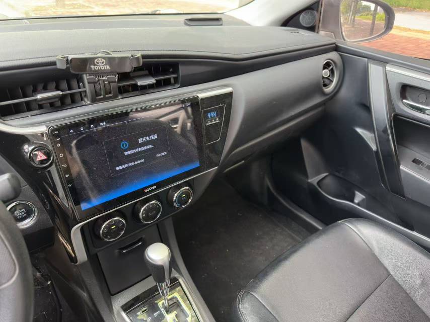 Toyota Corolla 2018 #9 Toyota Corolla 2018 car image #9