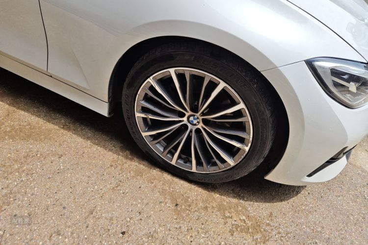 BMW 3 Series 2021 #9 BMW 3 Series 2021 car image #9