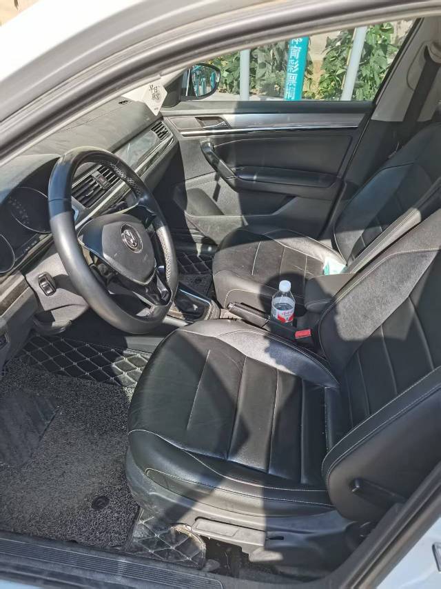 Volkswagen Bora 2017 car image #6