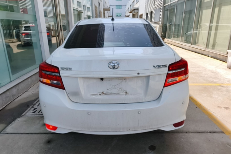 Toyota Vios 2017 #4 Toyota Vios 2017 car image #4