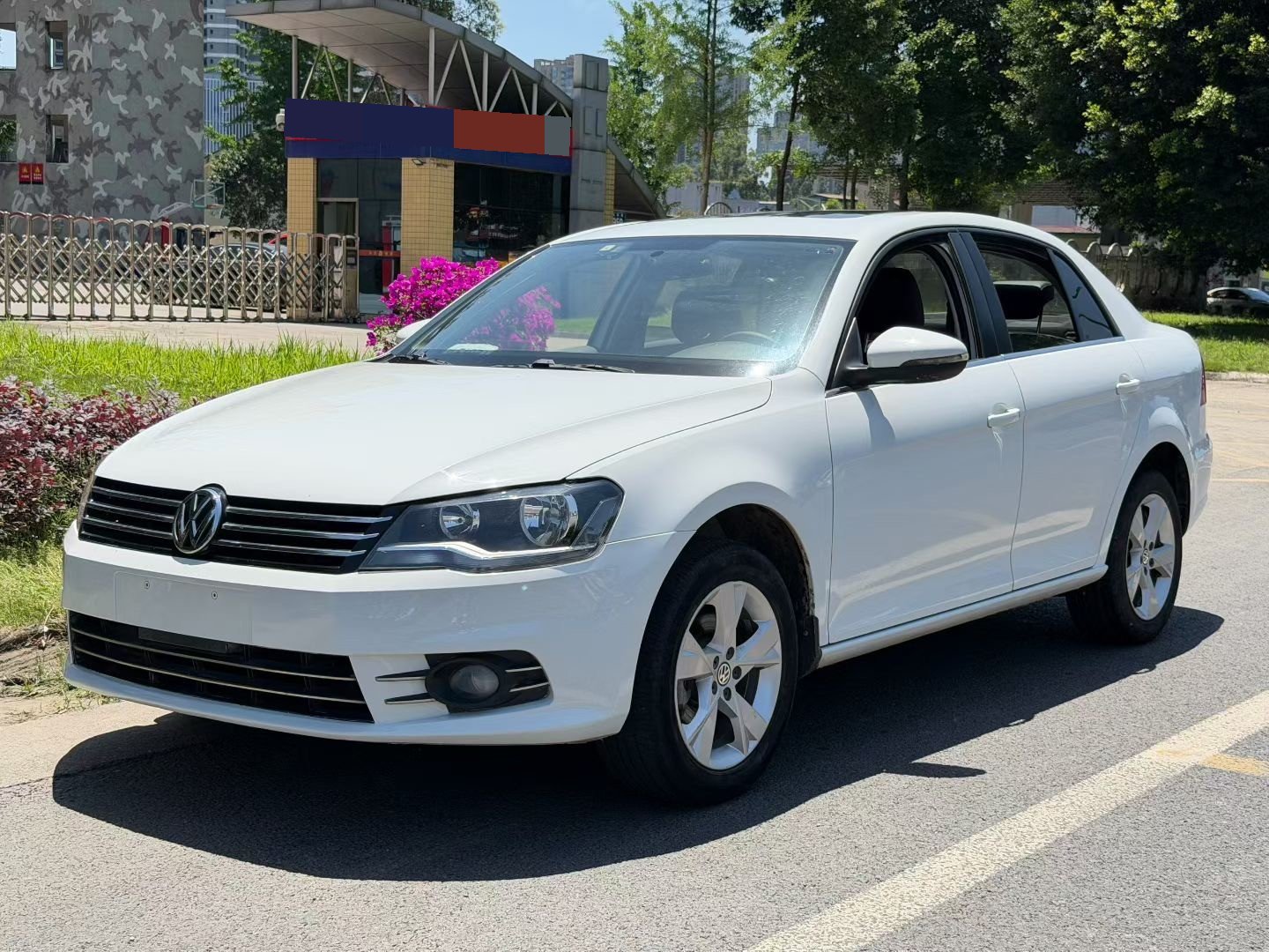 Volkswagen Bora 2015 Volkswagen Bora 2015 car image