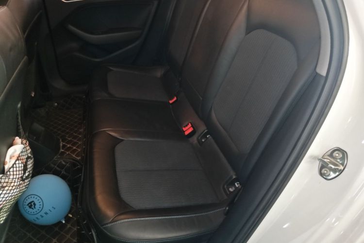 Audi A3 2017 car image #17