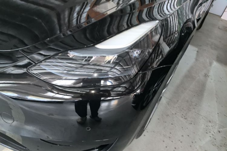 Tesla Model Y 2023 #23 Tesla Model Y 2023 صورة سيارة #23