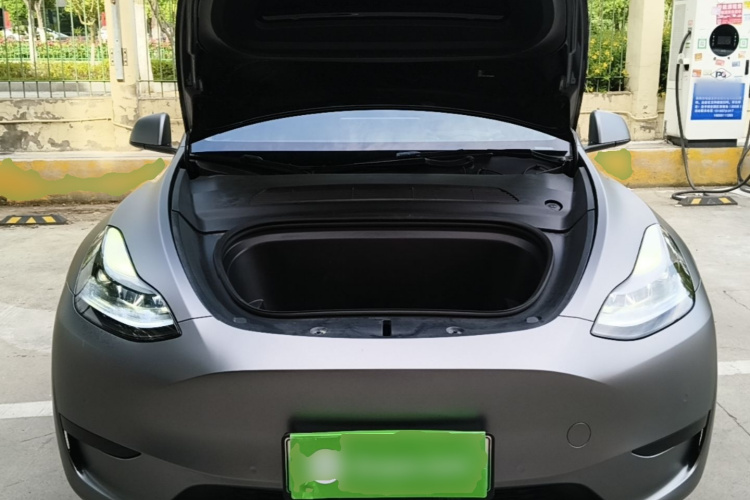 Tesla Model Y 2023 #20 Tesla Model Y 2023 car image #20