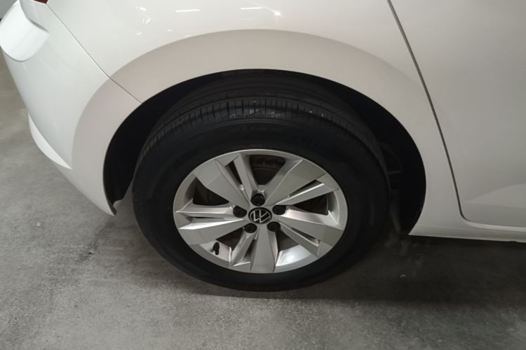 Volkswagen Polo 2021 car image #10