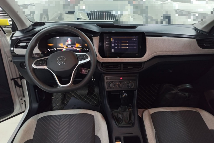 Volkswagen Tharu 2025 car image #10