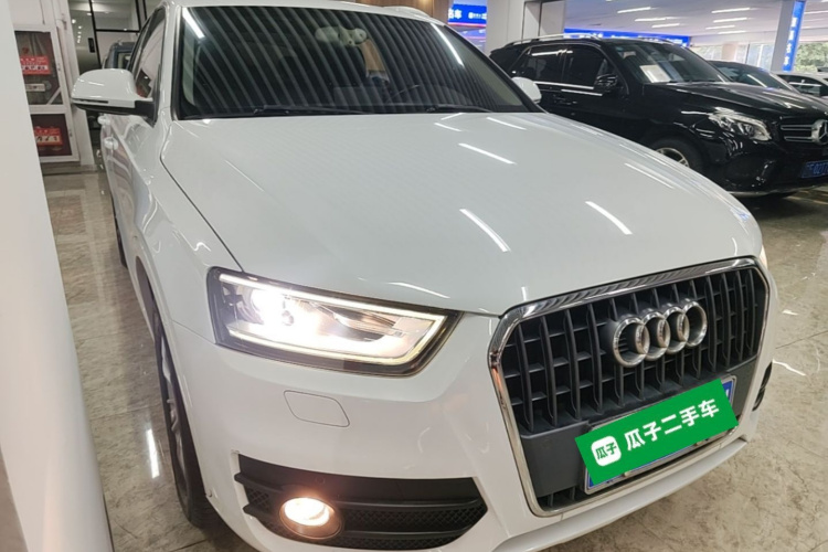 Audi Q3 2015 #4 Audi Q3 2015 car image #4