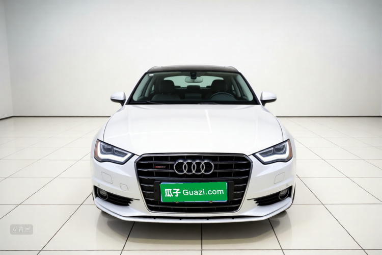 Audi A3 2015 car image #3