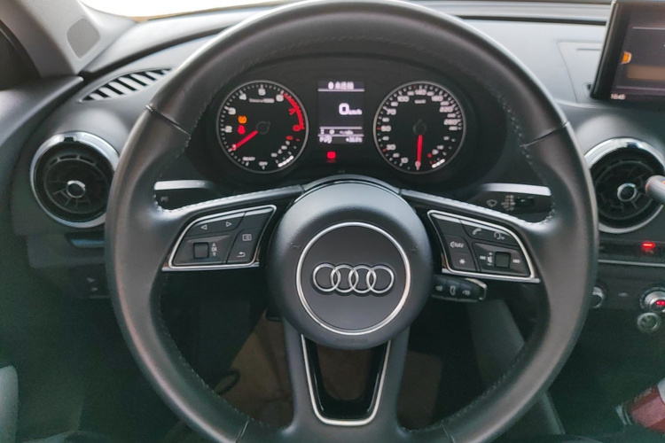 Audi A3 2018 #11 Audi A3 2018 car image #11